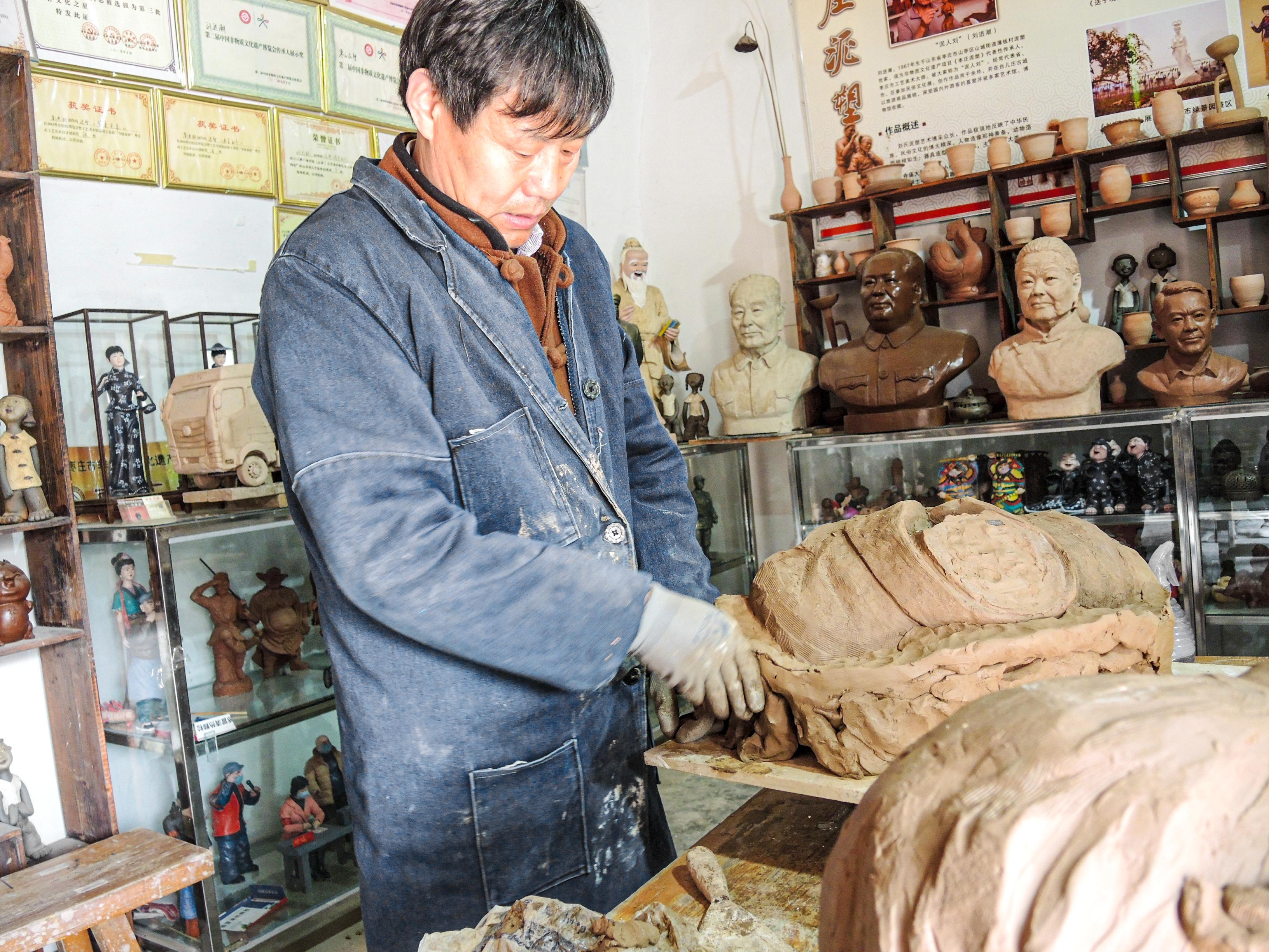 “北京地区现招募专业男搓澡师，诚邀加入优质服务团队”